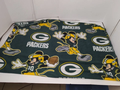 Disney NFL Green Bay Packers Mickey Mouse Fleece Throw 40" x 50" Cover