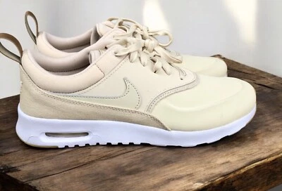 Nike Air Max Thea Premium Damen-Lederschuhe – Stil # FJ9304 204 – Größe 8,5 - Bild 1 von 4
