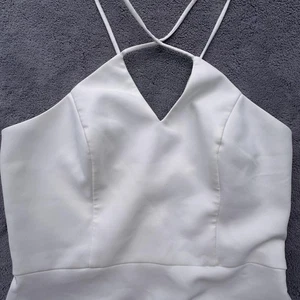 Aidan by Aidan Mattox Kleid Damen 2 elfenbein Ausschnitt Spaghettiträger Rüschensaum - Bild 1 von 20