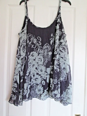 KALEIDOSCOPE Ladies Purple and cream floral strappy top, Size 20 - Image 1 of 3