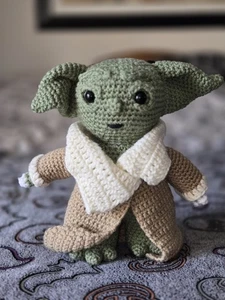 Handcrafted Baby Yoda Grogu Mandalorian The Child Amigurumi Crochet - Picture 1 of 7