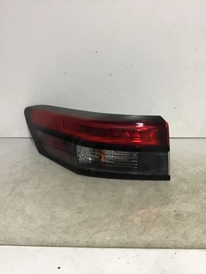 2022 2023 2024 NISSAN PATHFINDER LH QUARTER PANEL TAIL LIGHT OEM B96L 17449 Foto 1 de 4