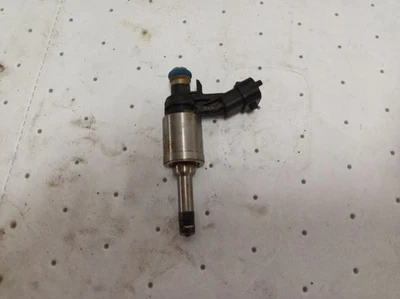 Inyector de combustible de 2013 Buick Enclave 3,6 L 10658927 Foto 1 de 4