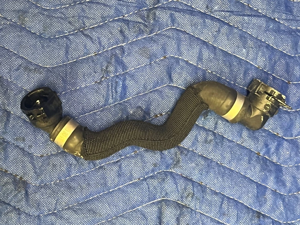 🚘 BMW 550I 650I 750I N63 Radiator Coolant Hose OEM 7592651 72K OEM - Image 1 of 4