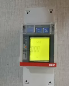 ABB B21 312-100 Energiemessgerät 2CMA100155R1000 - Bild 1 von 4