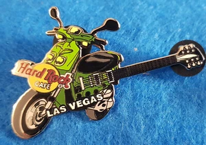 LAS VEGAS GREEN VESPA TYPE SCOOTER GUITAR SCOOTERFEST 2005 Hard Rock Cafe PIN LE - Picture 1 of 1