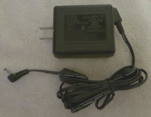 JVC AP-V13U 11V AC Adapter - TESTED - Picture 1 of 4
