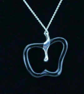 Tiffany & Co. Sterlingsilber Elsa Peretti große schwarze Jade Apfel Halskette - Bild 1 von 5