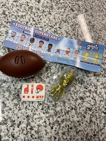 Football Superstars NFL New Smols Vinyl Figure Tom Brady Chase #2 Gold Cover