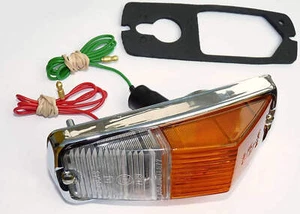Lucas L677 Lampada laterale e indicatore per MGB Roadster Aston Martin Spitfire, BHA4966 - Foto 1 di 2