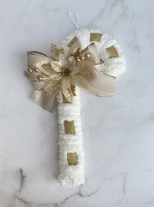 14" Candy Cane Christmas Wreath, Chunky Yarn  Holiday Door Decor - Picture 1 of 3