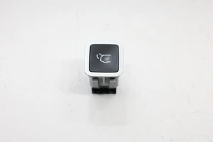 2020 - 2025 CHRYSLER VOYAGER REAR LIFTGATE TRUNK RELEASE SWITCH OEM 68443107AA - Picture 1 of 10