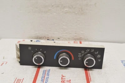 2008-2024 Chevy Express Climate Control Unit Heater Ac Temperature Hvac CI69#012 - Image 1 of 3