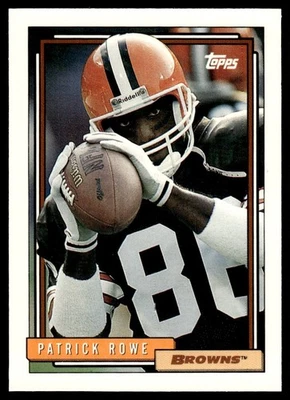 1992 Topps Patrick Rowe Rookie Cleveland Browns #688 - Image 1 of 2