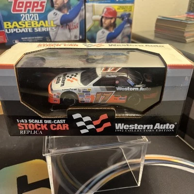 Western Auto Nascar 1992 Edición Coleccionista Darrell Waltrip #17 1/43 Diecast Foto 1 de 3