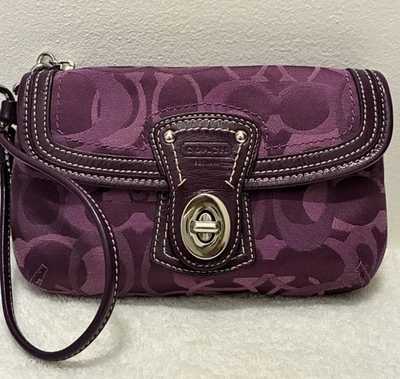 VTG Coach Hampton Y2K Signature Optic Flap Turnlock Purple Wristlet Bag - Image 1 of 4