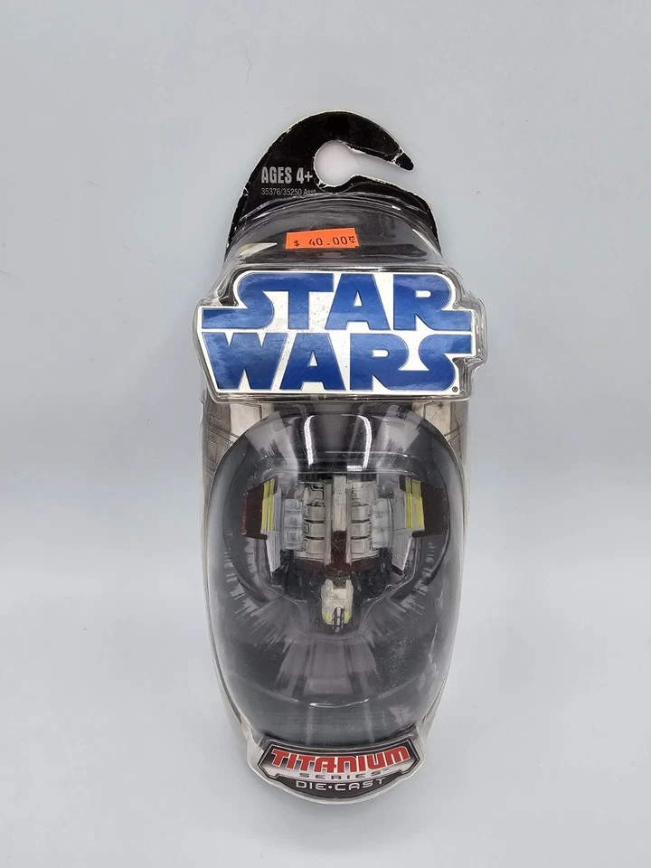 Micro Machines Titanium Star Wars Diecast Republic Attack Shuttle 2009 NIP - Image 1 of 2