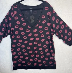 Torrid Womens Lipstick Print Tee Shirt Size 3 Xxl Cotton Modal Gothic Black - Picture 1 of 13