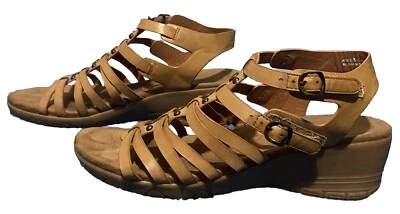 Sandalias Baretraps de espuma viscoelástica para mujer color tostado Hydee cuña cómodas correa de gladiador 8M Foto 1 de 4