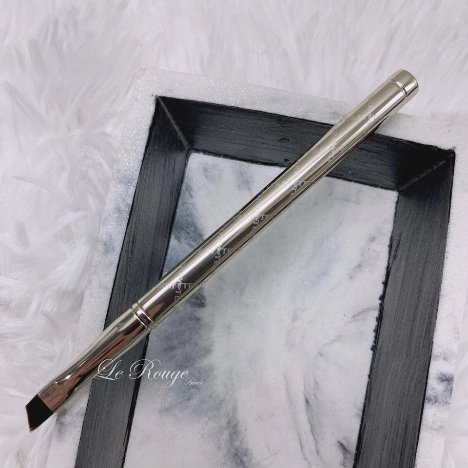 BY TERRY Angled Eyeliner brush #2 Brand new unboxed eye brow brush - Image 1 of 3