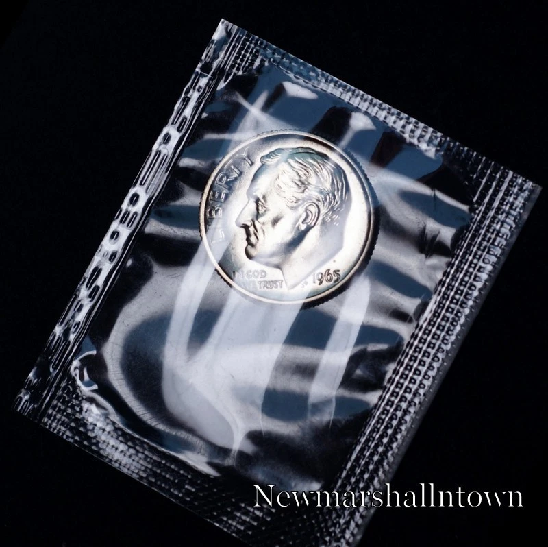 1965 SMS Roosevelt Mint Dime ~ Coin from Original Special Mint Set - Image 1 of 2