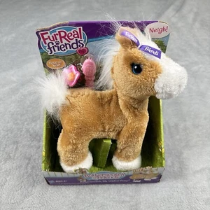 Hasbro FurReal Friends Butterscotch My Waking Pony con clip, spazzola e cura degli animali domestici - nuovo - Foto 1 di 9