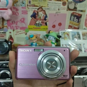 Cámara digital Sony Cyber-shot DSC-S950 10,1 MP 4x con accesorios rosa - Imagen 1 de 2