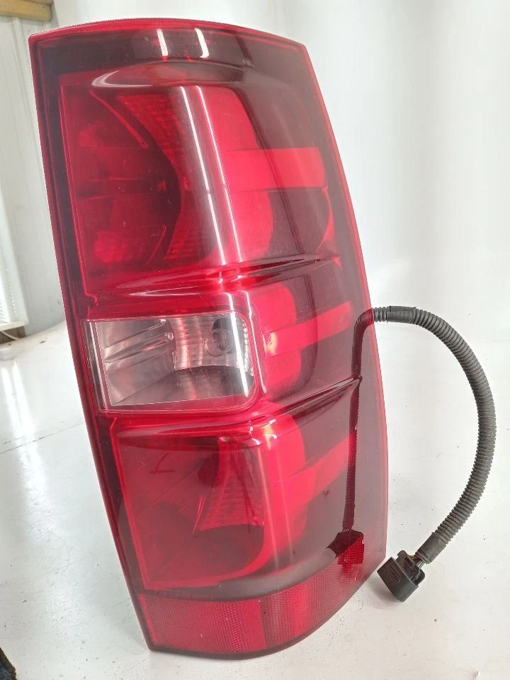 Faro derecho pasajero Chevrolet C10 1988-1998 con un proyector reemplazo OEM Foto 1 de 4