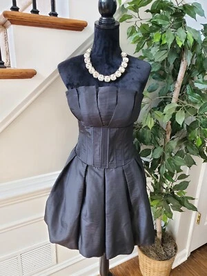 Romeo & Juliet 女式黑色涤纶露肩及膝连衣裙 S 码 — 第 1/4 张图片