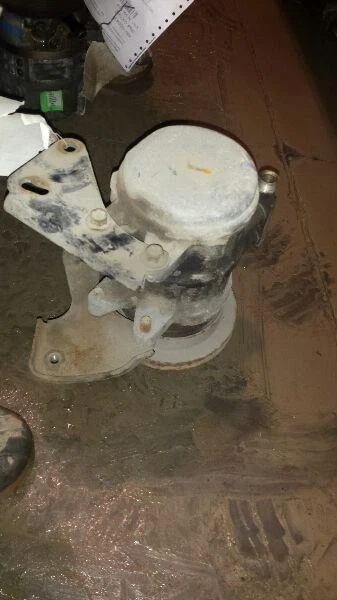 Compressor CA Nippondenso fabricante de 9/86 compatível com 87 CROWN VICTORIA 95883 - Imagem 1 de 1