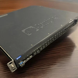 Juniper Networks EX4200 Series 24SFP Port Fiber Optic Gigabit Switch Data Center - Picture 1 of 17