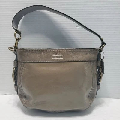Bolso de mano COACH Zoe pequeño oliva charol E0873-41869 muñeca Foto 1 de 4
