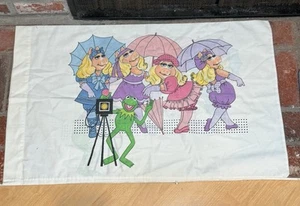 Vintage 80s Muppets Kermit Ms Piggy Pillowcase - Picture 1 of 12