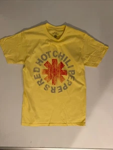 BRAND NEW + SEALED! RED HOT CHILI PEPPERS * T SHIRT * SIZE SMALL - Picture 1 of 3