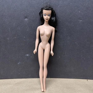 Vintage #3 Ponytail Barbie Brunette Blue Eyeliner - Picture 1 of 15