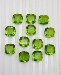 Cojín de calidad superior de 5 piezas corte facetado peridoto 5x5 mm a 6x6 mm corte suelto piedras preciosas - Imagen 1 de 5