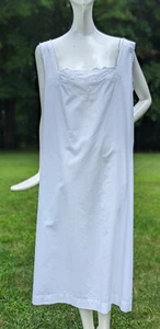 ANTIQUE 1920’S HAND EMBROIDERED SLIP NIGHT DRESS W RIBBON WEAVING HOLES - Picture 1 of 7