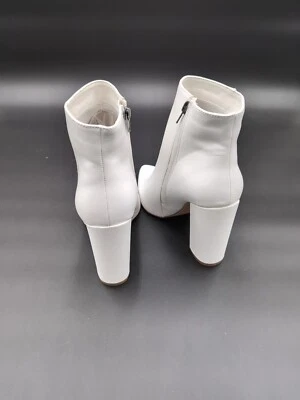 "Botín Just Fab para mujer 8,5 Rosamund blanco botín cremallera 4"" tacón bloque" Foto 1 de 4