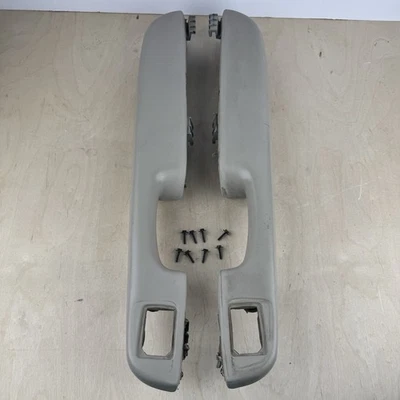 2000 - 2006 Escalade Tahoe Yukon 右握 LH 后臂休息门拉手一对原始设备制造商 TAN — 第 1/4 张图片