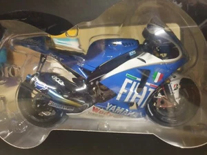 1/12 Minichamps Valentino Rossi 2008 MotoGP Barcelona bike  - Picture 1 of 5