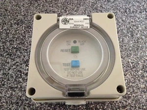 JOJO Mains 240v safety RCD protector outdoor unit box enclosure 20A 30ma IP66 . - Picture 1 of 20