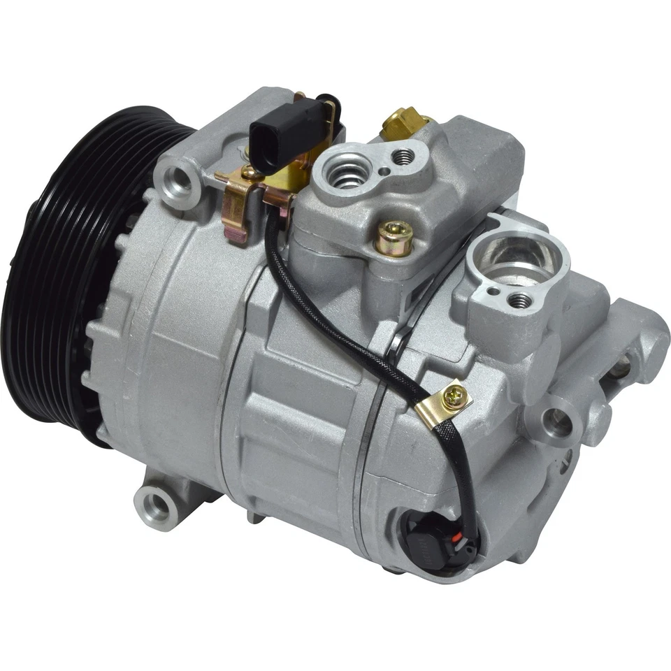 Compressor UAC CO 29243C A/C para 04-13 Porsche Cayenne - Imagem 1 de 4