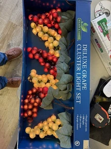 "Wilson & Fisher Deluxe Grape Cluster Light Set," - Picture 1 of 4