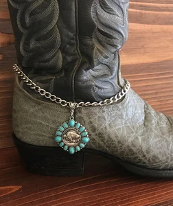 Pulsera Bota Vaquera: Turquesa Búfalo Níquel Bota Bling - Imagen 1 de 8