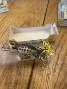 Fred Arbogast Hula Popper 5/8 Oz 750 R9 Leopard ? NOS - Bild 1 von 14