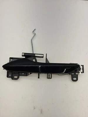 Maçaneta externa dianteira direita do lado do passageiro Lexus RC300 2020 FABRICANTE DE EQUIPAMENTO ORIGINAL 6921053030 - Imagem 1 de 4