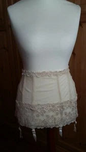 Parigi 1971 reggicalze color champagne made in Italy tg. S NUOVO - Foto 1 di 19