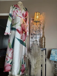 Floral Maxi Dress - Picture 1 of 2