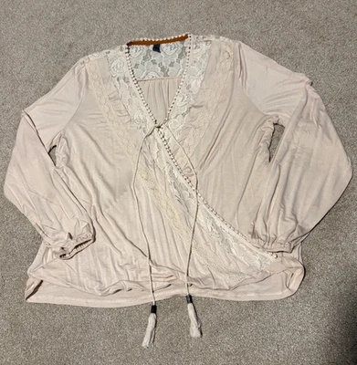 Francescas Alya Womens Boho Peasant Blouse Top Long Sleeve Wrap Lace Cream, Sz M - Image 1 of 4