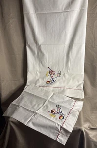 Vintage WAMSUTTA BABYCALE Baby Crib Flat Sheet & PillowCase Clown Embroidery - Picture 1 of 10